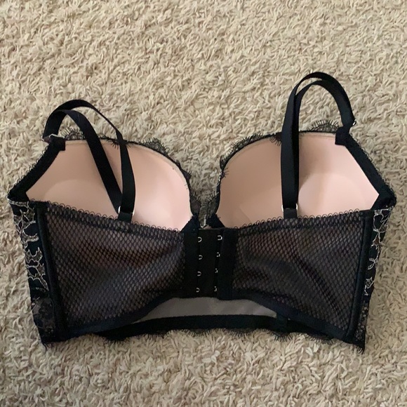 Victoria’s Secret longline push up bra - Picture 2 of 6